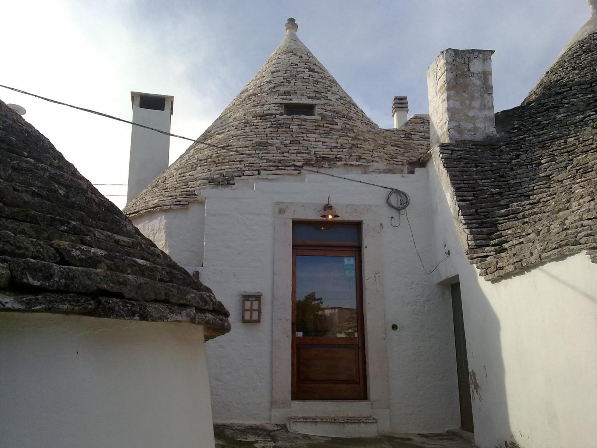 Trulli Resort Monte Pasubio Trulli Bbalberobellocom מראה חיצוני תמונה